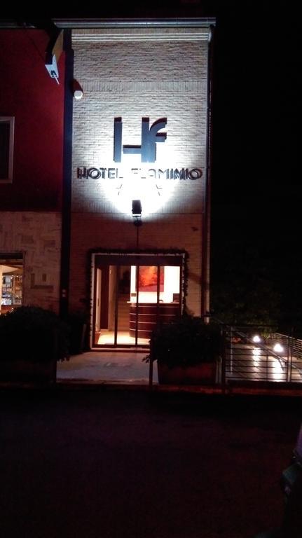 Hotel Flaminio Tavernelle Serrungarina Eksteriør bilde