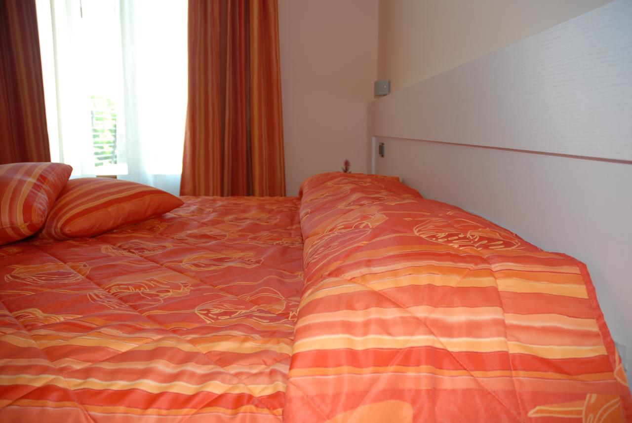 Hotel Flaminio Tavernelle Serrungarina Rom bilde